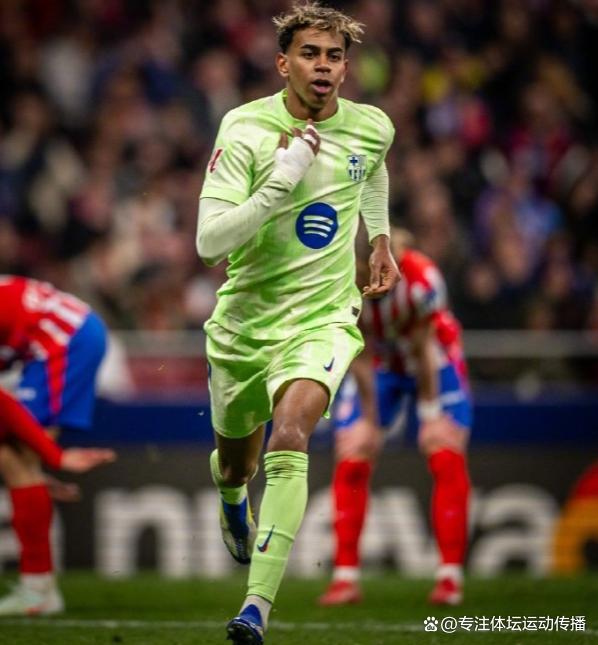 巴塞罗那逆转塞维利亚，西甲争冠悬念再起