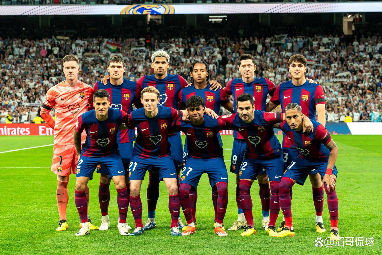 巴塞罗那逆转塞维利亚，西甲争冠悬念再起